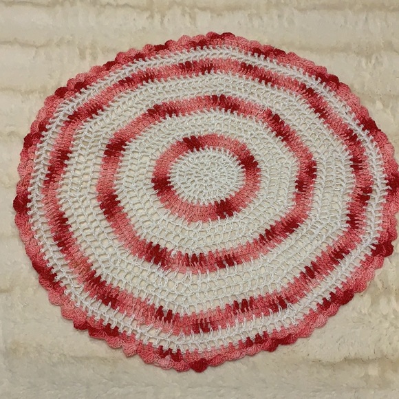 Crocheted Doily Pink and white Handmade - Picture 2 of 6